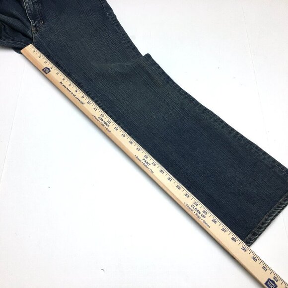 NEW Gap Women's Jeans Flare Leg Medium Wash Stretch size 6 length 29" - Picture 5 of 8